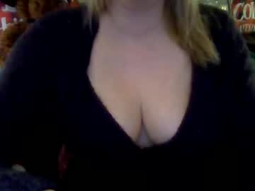 Solesticia Chaturbate stream image from December 19, 2024