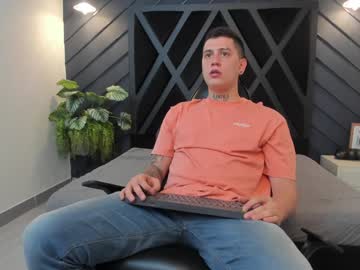 Yeiko_Romero_ Chaturbate stream image from December 19, 2024