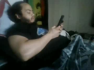Alamorousdaddy Chaturbate stream image from December 20, 2024