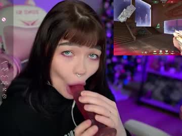 Babyroxynill Chaturbate stream image from December 20, 2024
