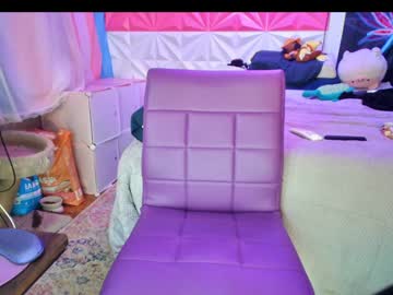 Divynejade Chaturbate stream image from December 20, 2024