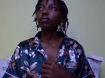 Ebony_Phoenix Chaturbate stream image from December 20, 2024