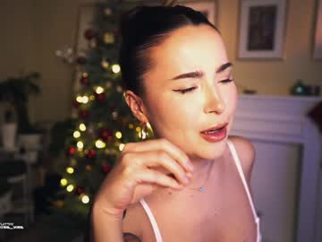 Leonamell Chaturbate stream image from December 20, 2024