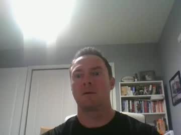 Lovethewomen10 Chaturbate stream image from December 20, 2024