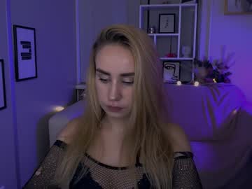 Marta_Sinnabon Chaturbate stream image from December 20, 2024