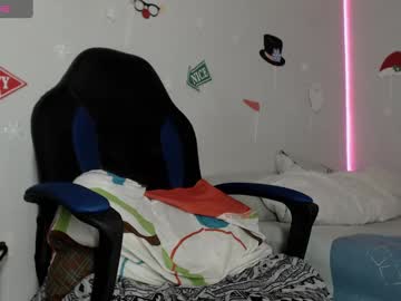 Nassh_18 Chaturbate stream image from December 20, 2024