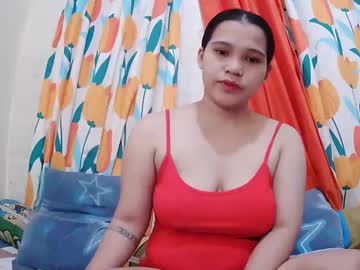 Twowetcuties Chaturbate stream image from December 20, 2024