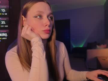 Chloegins Chaturbate stream image from December 20, 2024