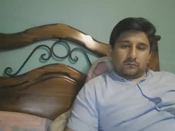 Dickeduardo Chaturbate stream image from December 20, 2024