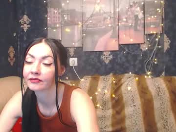 Emmagoldx Chaturbate stream image from December 20, 2024