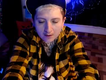 Ftmblueyes Chaturbate stream image from December 20, 2024