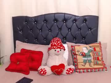 Nicolechanell271 Chaturbate stream image from December 20, 2024