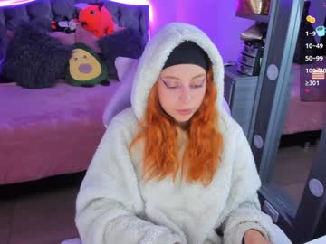 Violetaarey Chaturbate stream image from December 20, 2024