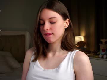Aislyfarran Chaturbate stream image from December 20, 2024