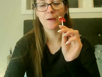 Longhairbeautyxoxo Chaturbate stream image from December 20, 2024