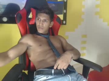 Mau_Elixxx Chaturbate stream image from December 20, 2024