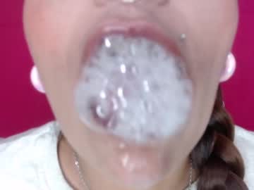 Nicollewayne10 Chaturbate stream image from December 20, 2024