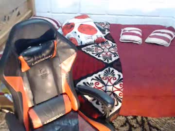 Sexyjustin202 Chaturbate stream image from December 20, 2024