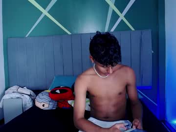 Angeelhott Chaturbate stream image from December 20, 2024