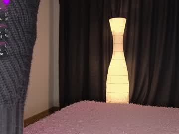Beverlyvega Chaturbate stream image from December 20, 2024