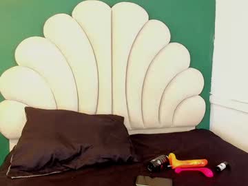 Bonieklent Chaturbate stream image from December 20, 2024
