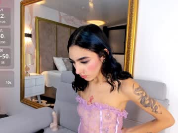 Emiliaponce Chaturbate stream image from December 20, 2024
