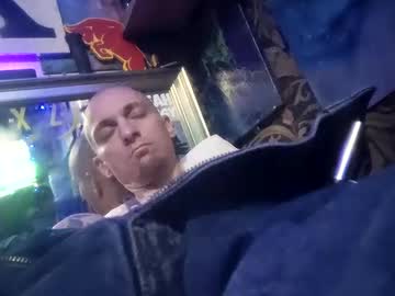 Hardercum9 Chaturbate stream image from December 20, 2024