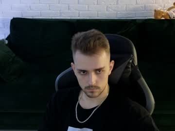 Larstar01 Chaturbate stream image from December 20, 2024