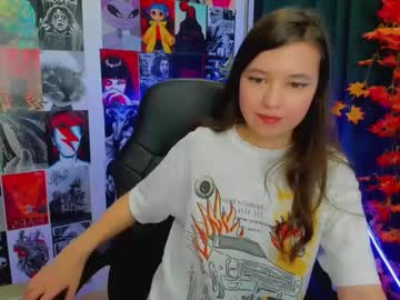 Lina_Brownie Chaturbate stream image from December 20, 2024