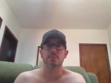 Lukz88bigcock Chaturbate stream image from December 20, 2024