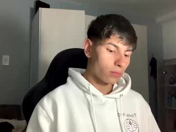 Moons247 Chaturbate stream image from December 20, 2024