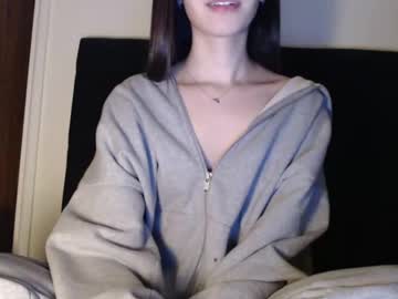 Novafrey Chaturbate stream image from December 20, 2024