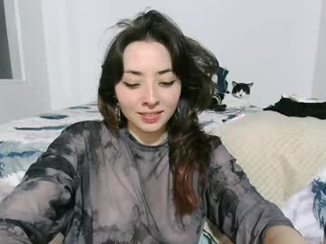Okanne Chaturbate stream image from December 20, 2024