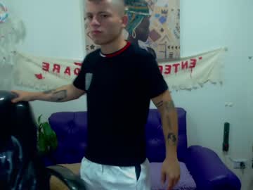 Rennesanti Chaturbate stream image from December 20, 2024