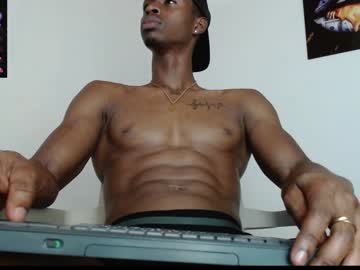 Drake_Brown_23 Chaturbate stream image from December 20, 2024