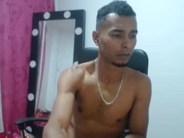 Elherrero2024 Chaturbate stream image from December 20, 2024