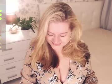 Helenbonham Chaturbate stream image from December 20, 2024