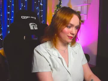 Kari_Lunna stream image from December 20, 2024