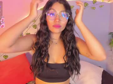 Leia_Harmony Chaturbate stream image from December 20, 2024