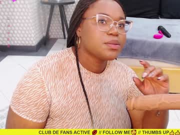 Makena_Gh Chaturbate stream image from December 20, 2024