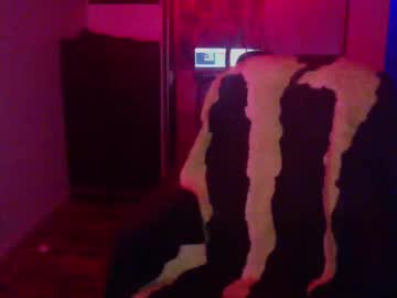 Officialmoneyxxx Chaturbate stream image from December 20, 2024