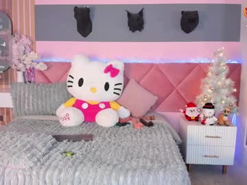 Zoe_Roberts_ Chaturbate stream image from December 20, 2024