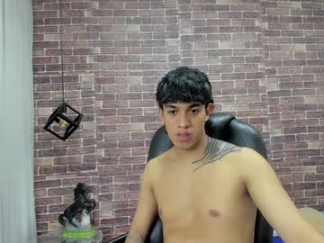 Adamcoox Chaturbate stream image from December 20, 2024