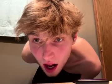 Bigskinnyboyshh Chaturbate stream image from December 20, 2024