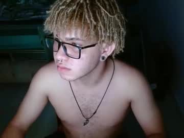 Gustavonav23 Chaturbate stream image from December 20, 2024