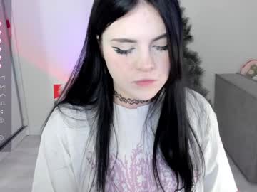 Selena___Cute Chaturbate stream image from December 20, 2024
