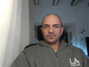 Emmagold123 Chaturbate stream image from December 20, 2024