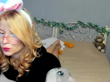 Evasunshine18 Chaturbate stream image from December 20, 2024