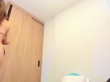 Im_Lunita Chaturbate stream image from December 20, 2024