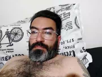Luis2988z Chaturbate stream image from December 20, 2024